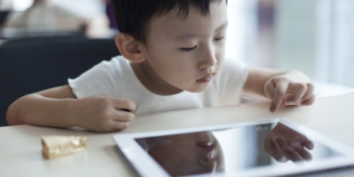 Những trải nghiệm “dở khóc dở cười” của phụ huynh Việt