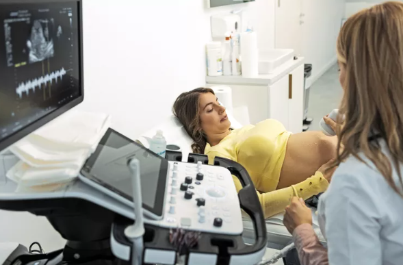 Tụ Dịch Dưới Màng Nuôi (Subchorionic Hemorrhage) Trong Thai Kỳ Là Gì?