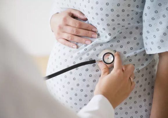 Thai Ngôi Mông Frank là gì? Ngôi mông Frank là kiểu ngôi mông phổ biến nhất.