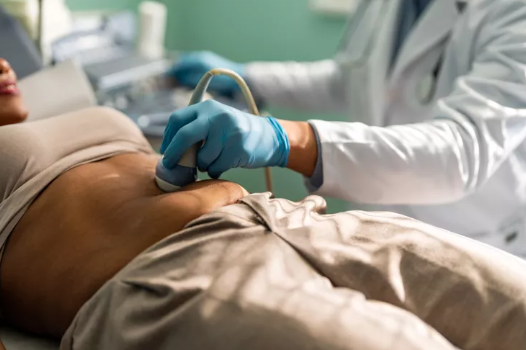 DỌA SẨY THAI: NGUYÊN NHÂN VÀ TRIỆU CHỨNG