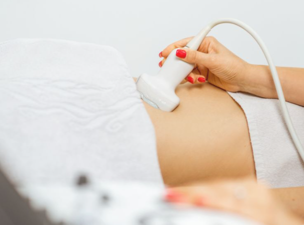 Thai Dịch Chỗ (Heterotopic Pregnancy) Với Song Thai: Một Trường hợp Hiếm Gặp và Khó Chẩn Đoán