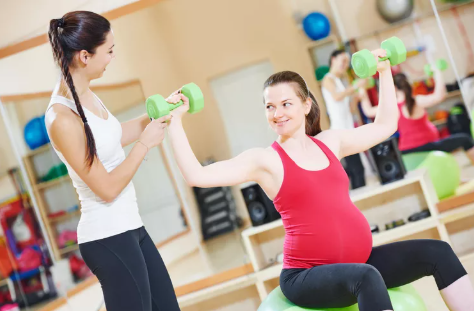 Tập Tạ Khi Mang Thai: Lợi Ích, Nguy Cơ Và Hướng Dẫn An Toàn